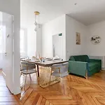 Cardinet - Chic & Green Near Parc Monceau 8P