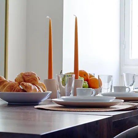 Cardinet - Chic & Near Parc Monceau 8p Apartment *