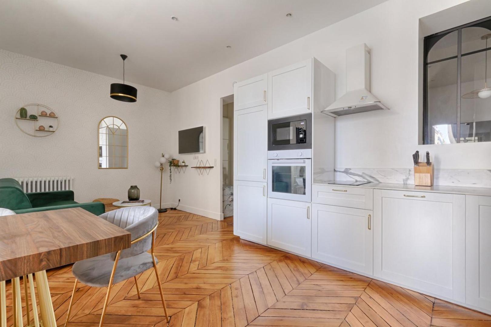 Cardinet - Chic & Near Parc Monceau 8p Apartment